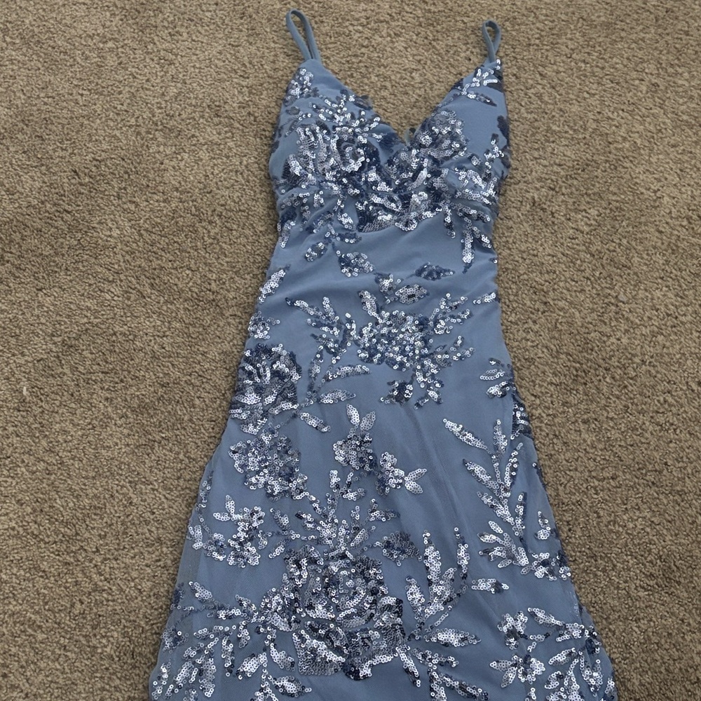 Windsor Size 2 Blue Sequin Dress